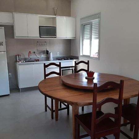 Apartamento Novo E Espacoso - Apto 02 Daire Florianópolis Dış mekan fotoğraf